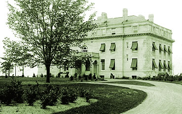 PeterWRoussMansionBayvilleLongIsland