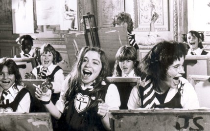 sttrinians_2259234k