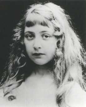 agatha_christie_as_a_child_no_1