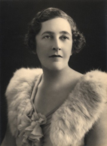 agatha-christie-glam-photo