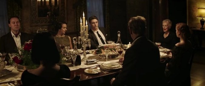 crooked-house-20170666