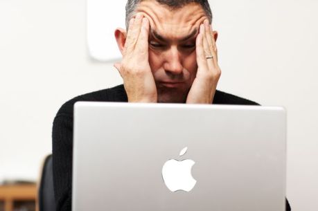 Apple-Mac-frustrated-main