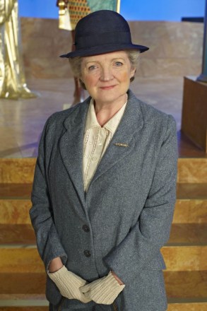 Miss-Marple-Julia-McKenzie