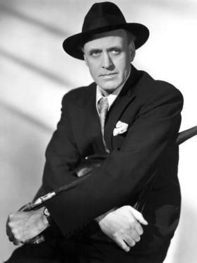 green-for-danger-alastair-sim-1946_a-G-9916733-4985769