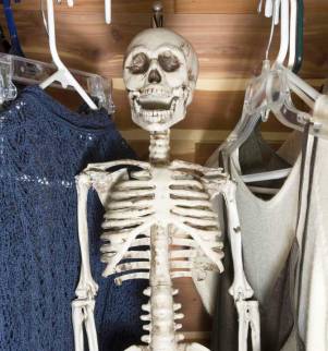 skeleton-in-closet