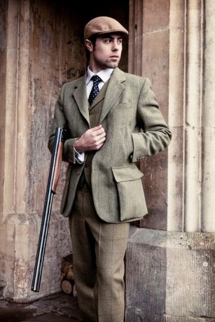 9427a0ebd25dc141bf9c310d1d1947c3--hunting-outfits-mens-hunting-clothes