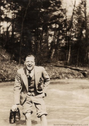 snapshot-suit-in-river