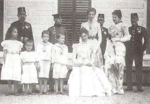 tumblr_mo6sw2HZbd1rgeuxxo1_500